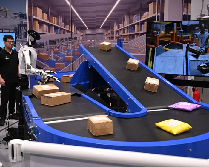 Image accompanying the story: China’s economy grows faster than forecast after AI boom boosts exports