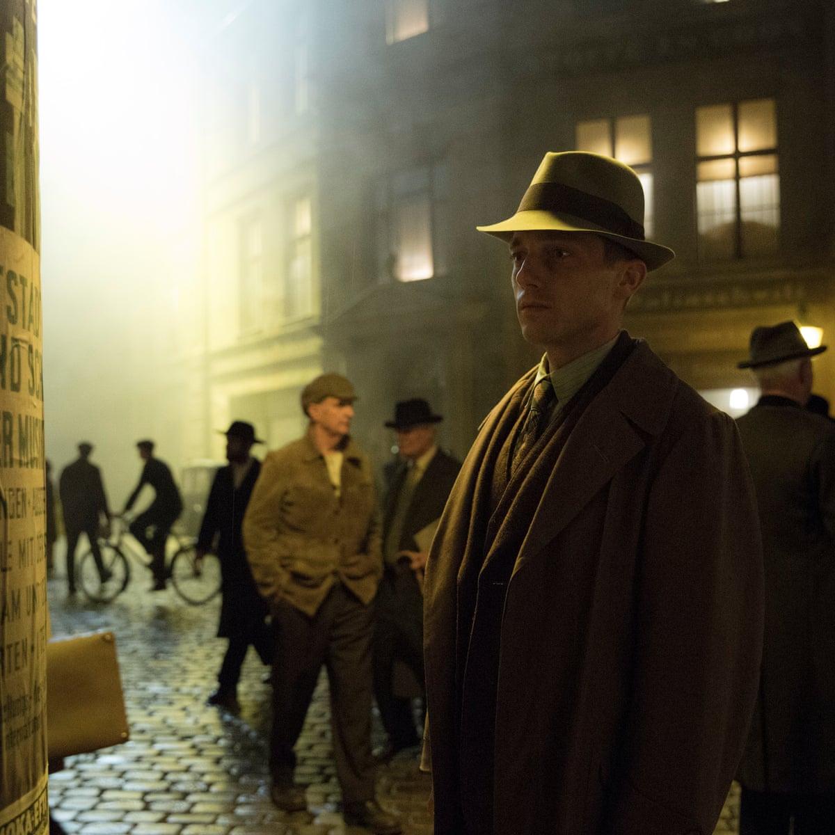 Babylon Berlin Review Political Maelstrom A Populist Right On The March Sound Familiar Germany The Guardian Babylon Berlin Review Political Maelstrom A Populist Right On The March Sound Familiar Germany The Guardian