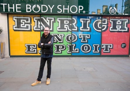 Street artist Ben Eine unveils The Body Shop’s Enrich not Exploit commitment with a bespoke window at its Oxford Street store.