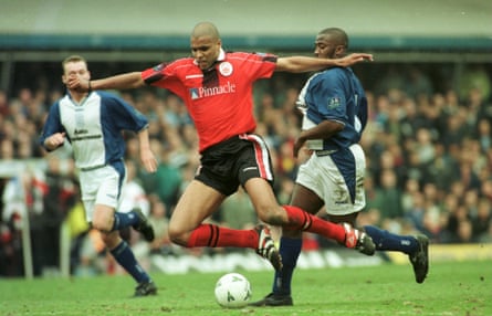 Pierre van Hooijdonk in action for Nottingham Forest against Birmingham in 1998