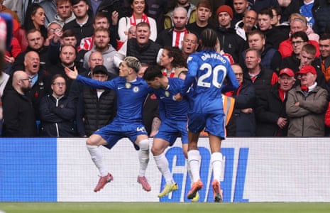 Garnacho celebrates in front of the Sunderland fans