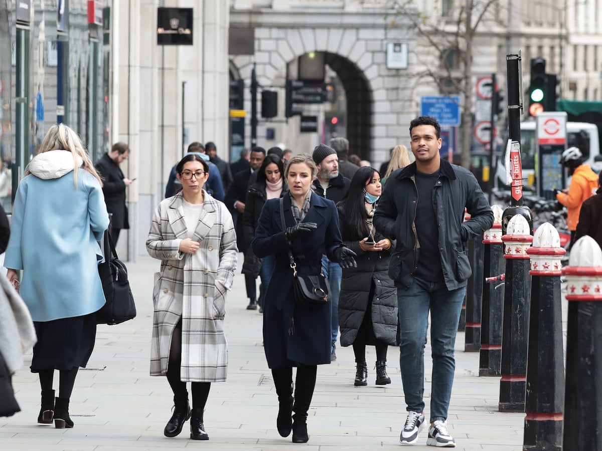 London commuters welcome office return but some say move is No 10 diversion | Coronavirus | The Guardian