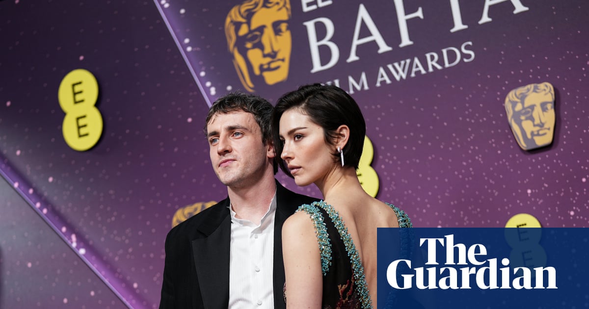 Baftas 2026 red carpet: a kiss for Paul Mescal, Chase Infiniti, Teyana Taylor and bear fashion – in pictures