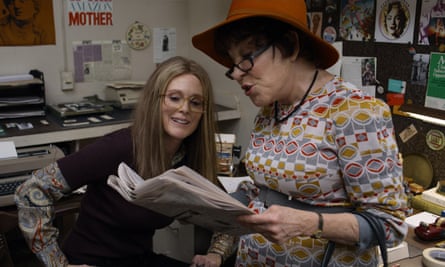 Julianne Moore as Gloria Steinem and Bette Midler as Bella
      Abzug in The Glorias.