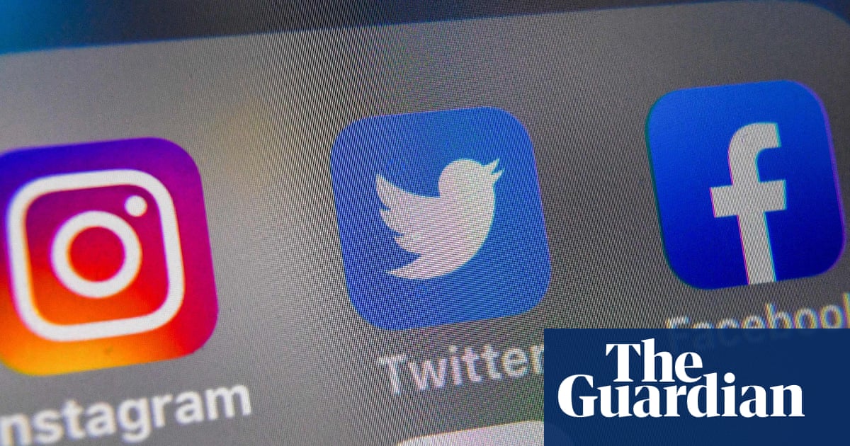 One in six tweets to candidates abusive or insulting, study finds