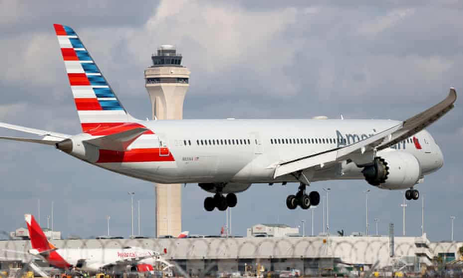 An American Airlines Boeing 787-9 Dreamliner lands at the Miami international airport