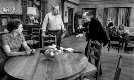 All In The Family stars Jean Stapleton and Carroll O’Connor speaking to Norman Lear in 1970