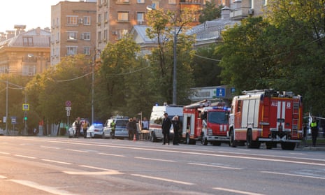 Roadside emergency personnel