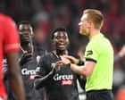 Arbitro aggredito in partita di Pro League belga: la violenza negli stadi torna alla ribalta