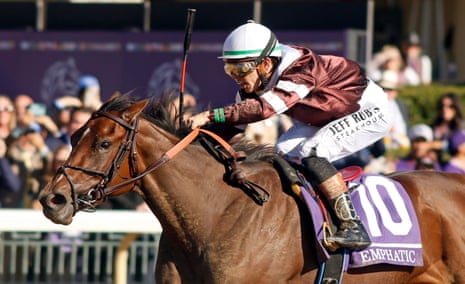 Ο Emphatic με τον Tyler Gaffalione κερδίζει το Breeders' Cup Juvenile Fillies.