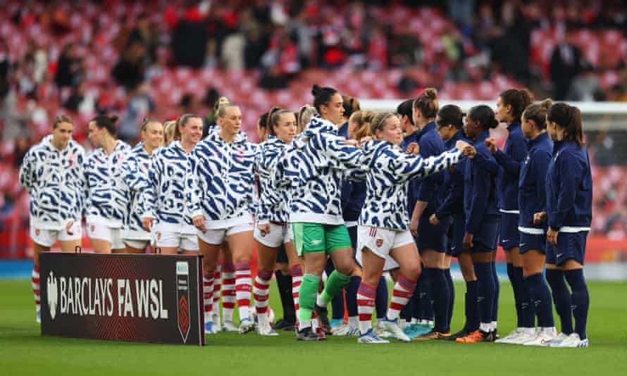 Arsenal v Tottenham: Women’s Super League – live! | Women's Super League 4 Kim Little of Arsenal leads their side through the pre-match hand shake.