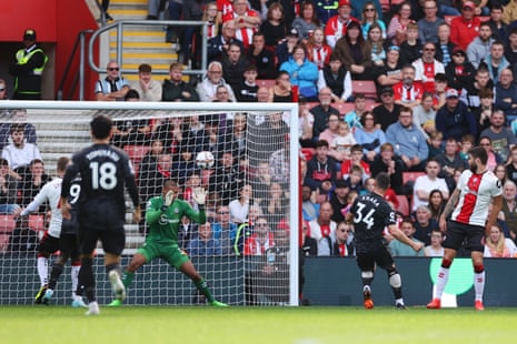 Southampton v Arsenal: Premier League – live | Premier League 7 Granit Xhaka scores to put Arsenal in front with a fine finish.