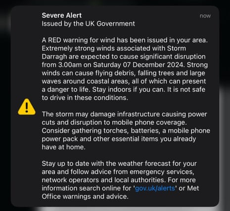 The emergency alert text sent by the government for Storm Darragh.