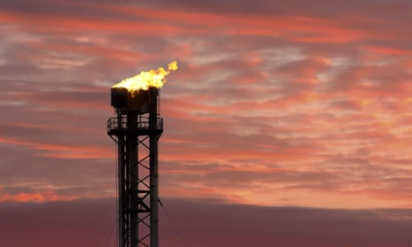 Gas plant flaring at a gas terminal