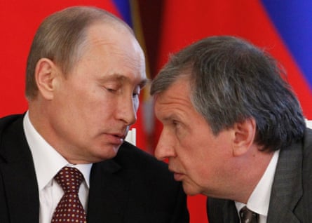 Vladimir Putin with Rosneft president Igor Sechin