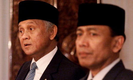 Indonesian president BJ Habibie with General Wiranto.