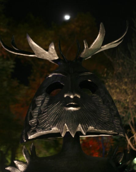 A bronze sculpture by Carrington is unveiled in Mexico City in 2008.