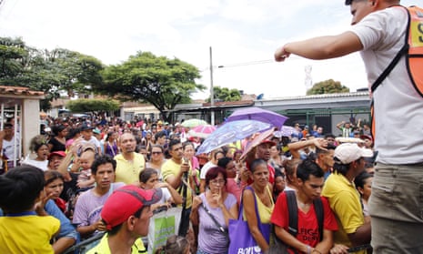Dozens of Venezuelans waited for assistance in Cucuta, Colombia, on 3 May.