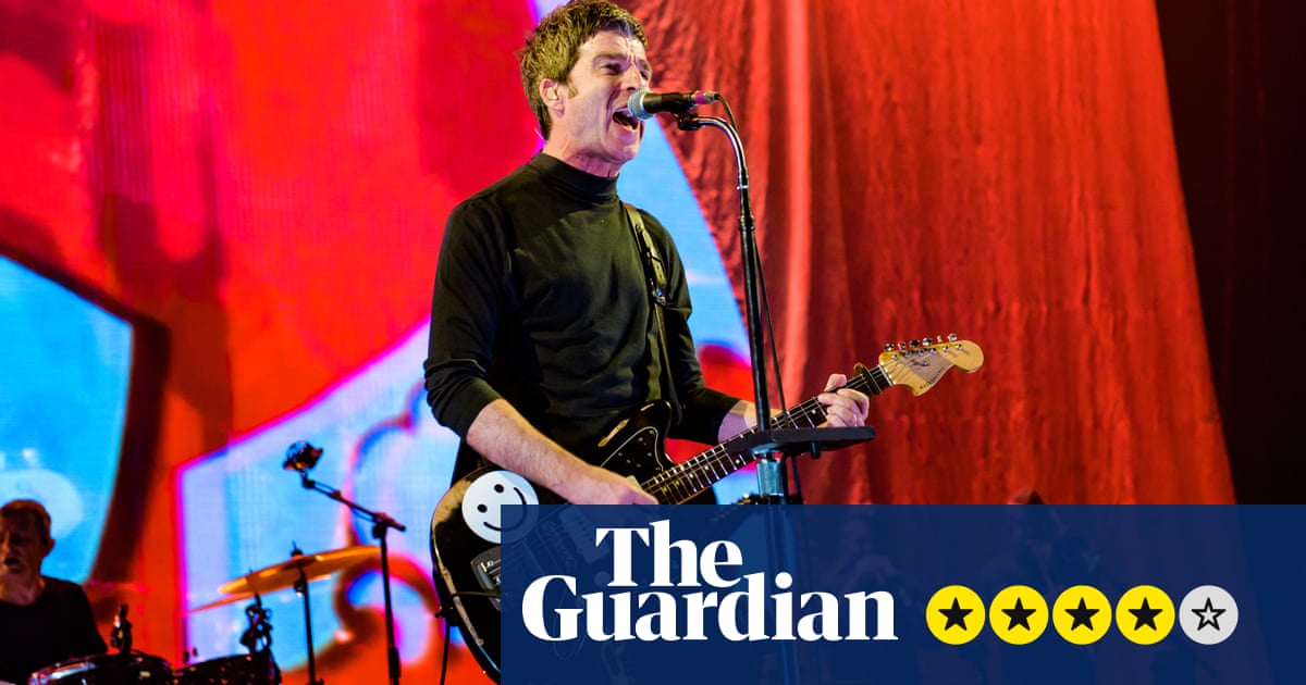 Noel Gallagher S High Flying Birds Review Anti Nostalgia Set Doesn T Look Back In Anger Noel Gallagher The Guardian Noel Gallagher S High Flying Birds Review Anti Nostalgia Set Doesn T Look Back In Anger Noel Gallagher The Guardian