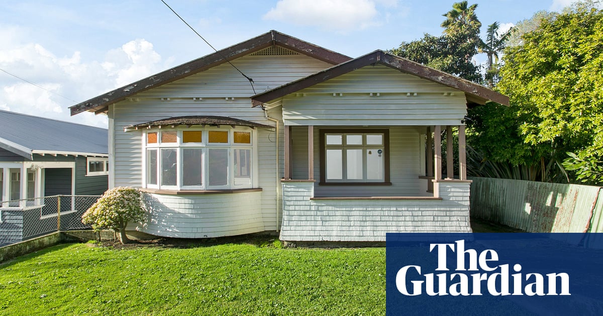 House with no toilet sells for $2m as New Zealand property market soars