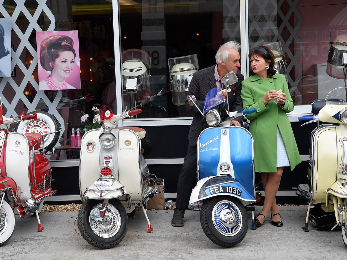 Vespa Similar Scooters - With Its Leasing Offer On Aprilia And Vespa Products, Piaggio Claims That.