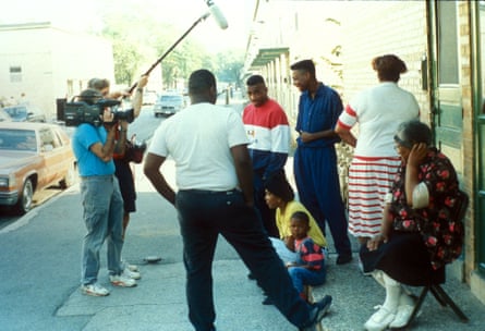 The shooting of Hoop Dreams (1994).