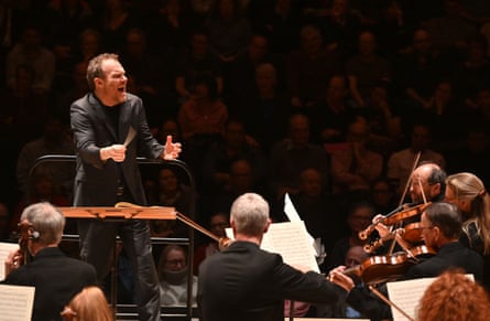 Lars Vogt conducts the Royal Northern Sinfonia at the Beethoven Weekender.
