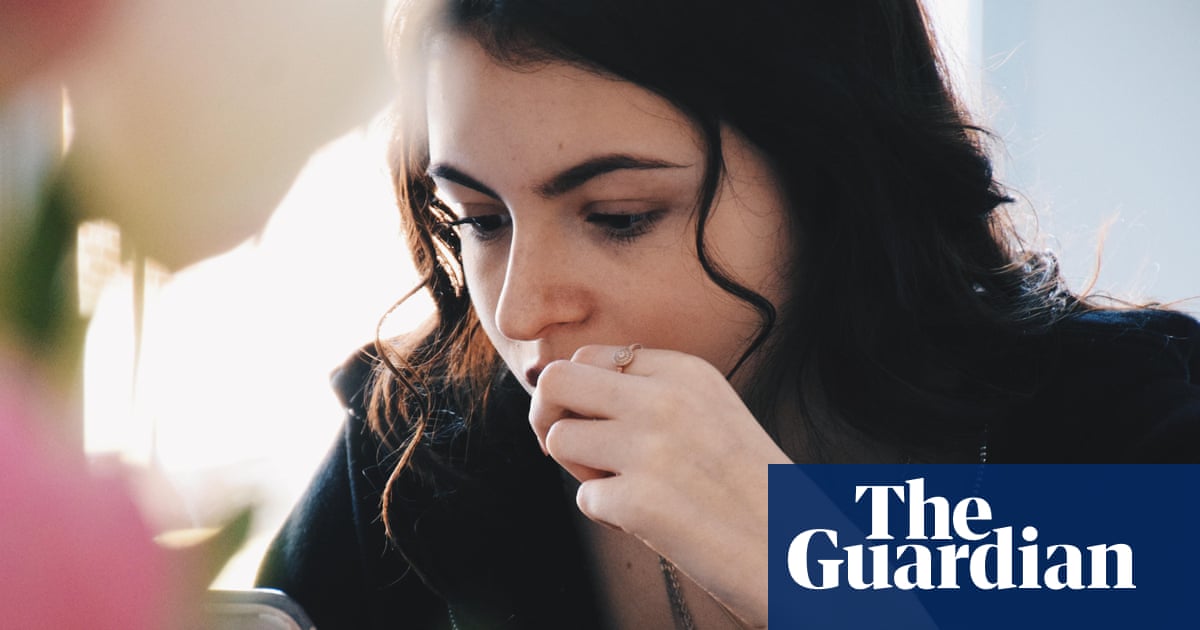 Badenoch zegt tegen Starmer dat hij ‘door moet gaan’ met het verbod op sociale media voor jongeren onder de 16 | Verbod op sociale media