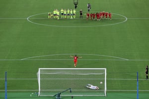 Julia Grosso wins a gold medal for Canada.