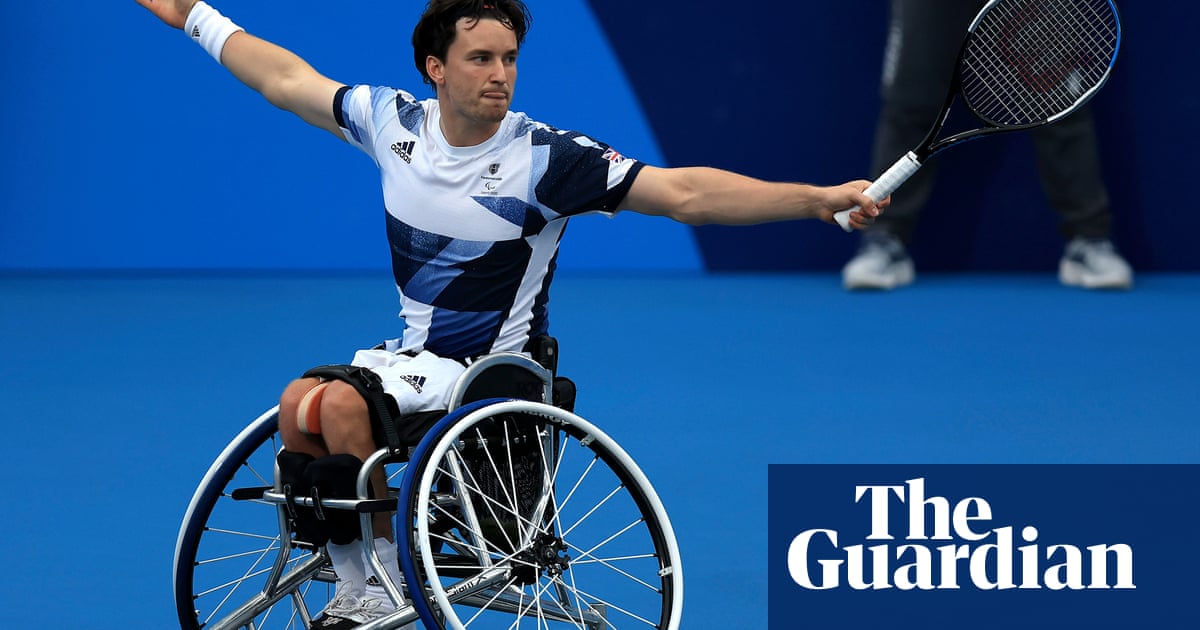 Gordon Reid backs Andy Murray in criticism of Tsitsipas’s bathroom breaks