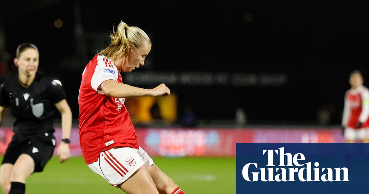 Beth Mead fires Arsenal past Twente to book place in WCL knockout stage