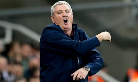 Steve Bruce cuts a frustrated figure during the game.