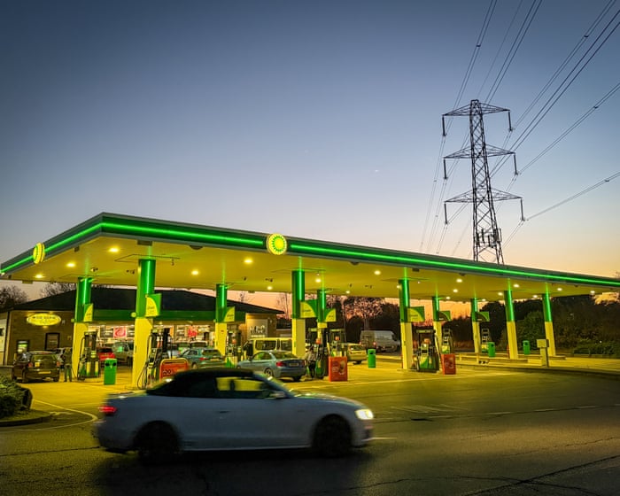 BP to scrap paid rest breaks and most bank holiday bonuses for forecourt staff