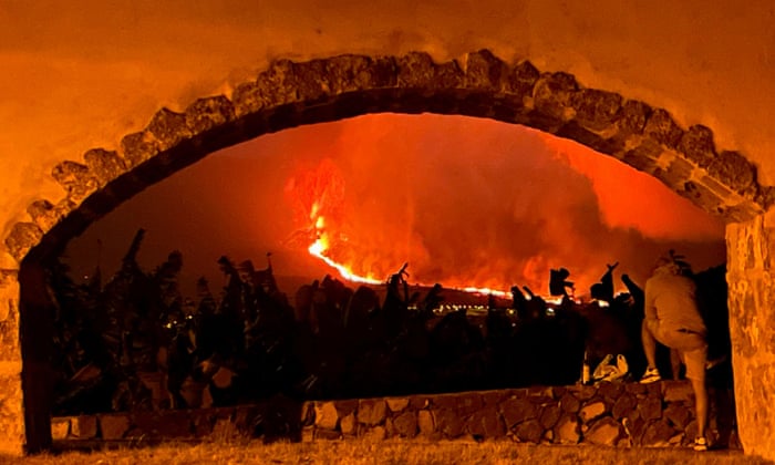 Spanish island of La Palma Spain, Spanish island of La Palma,volcano, Harbouchanews