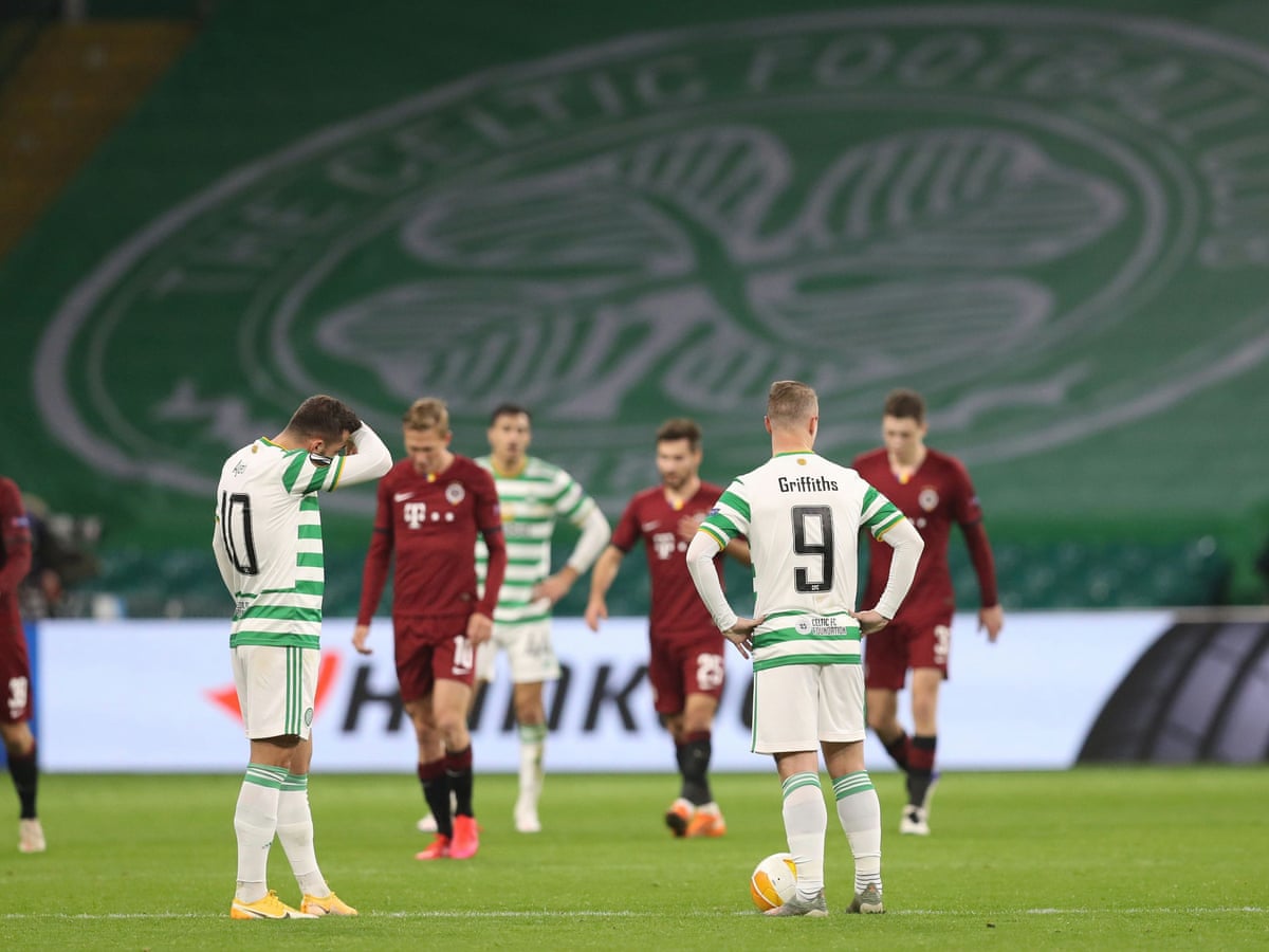 1 Europa League Celtic Sunk As Arsenal Spurs And Leicester Win As It Happened Football The Guardian
