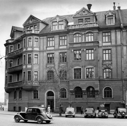Prinzregentenplatz 16, where Hitler lived.