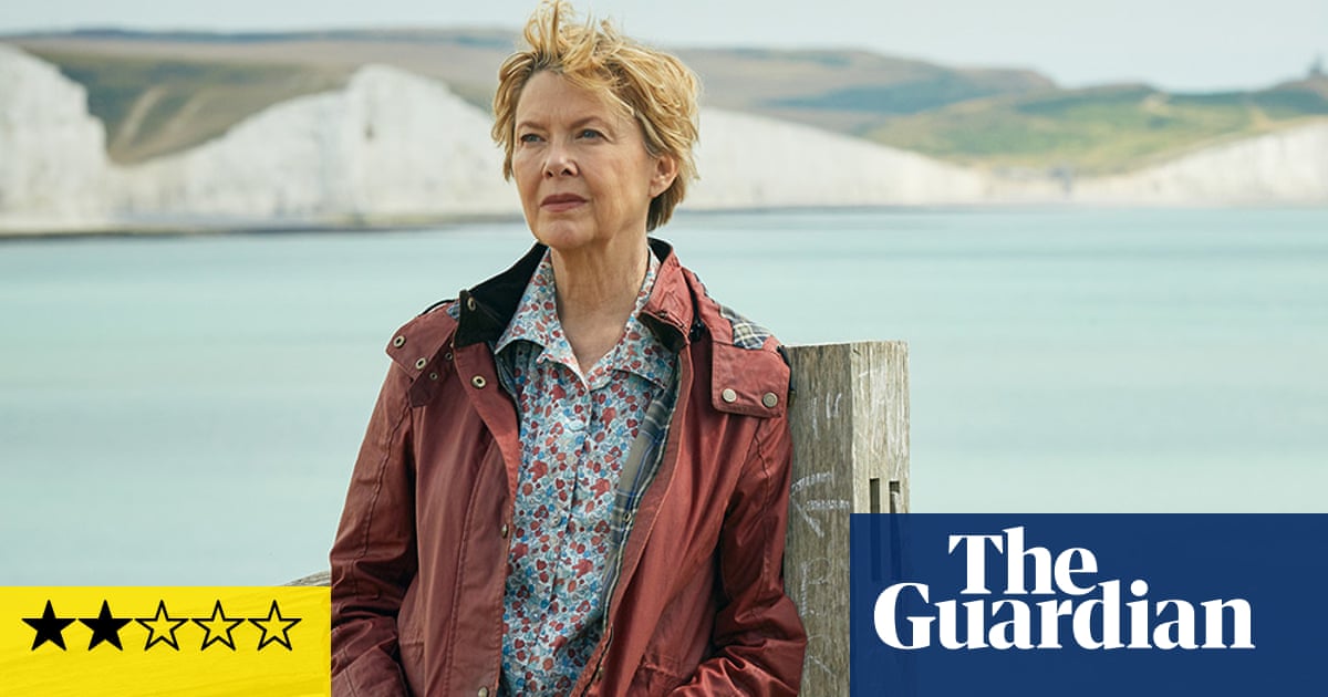 Hope Gap Review Annette Bening Stumbles In Empty Divorce
