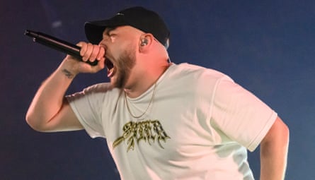 Alex Taylor performing in 2023.