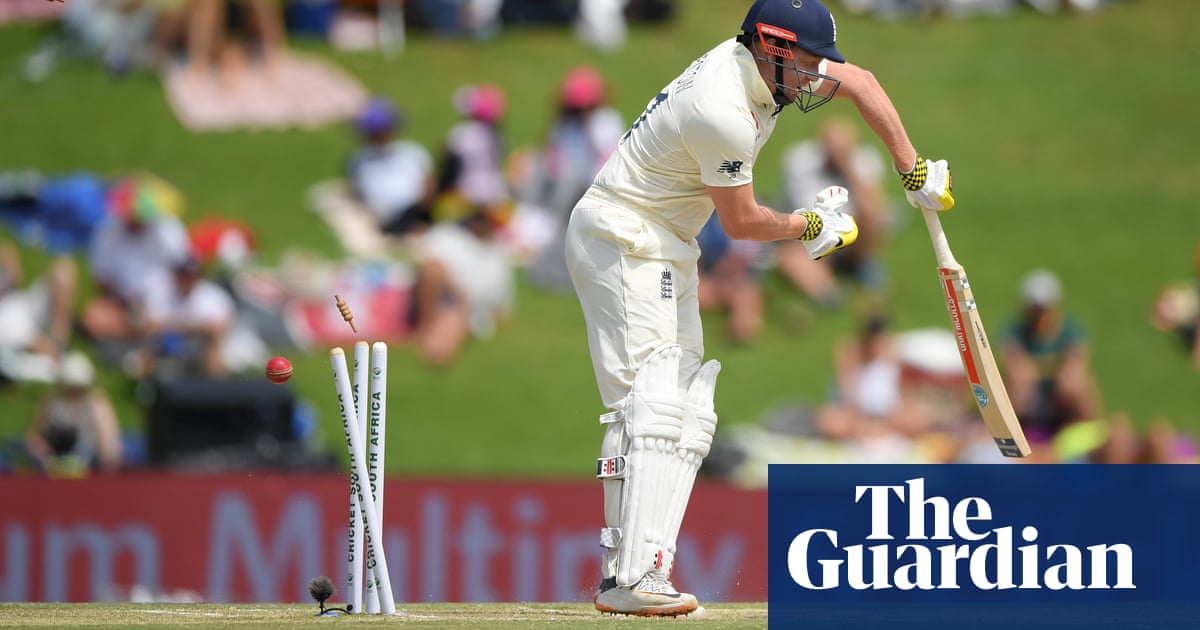 South Africa take charge of first Test against England as wickets tumble