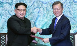 Kim Jong-un and Moon Jae-in meet in Panmunjom