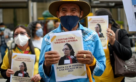 Protesters in Guatemala City demand the release of Virginia Laparra. ‘This is a political dispute, not a legal one,’ said a member of her defence team.