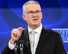 Australia announces immigration changes, including new visa policy for foreign students – video