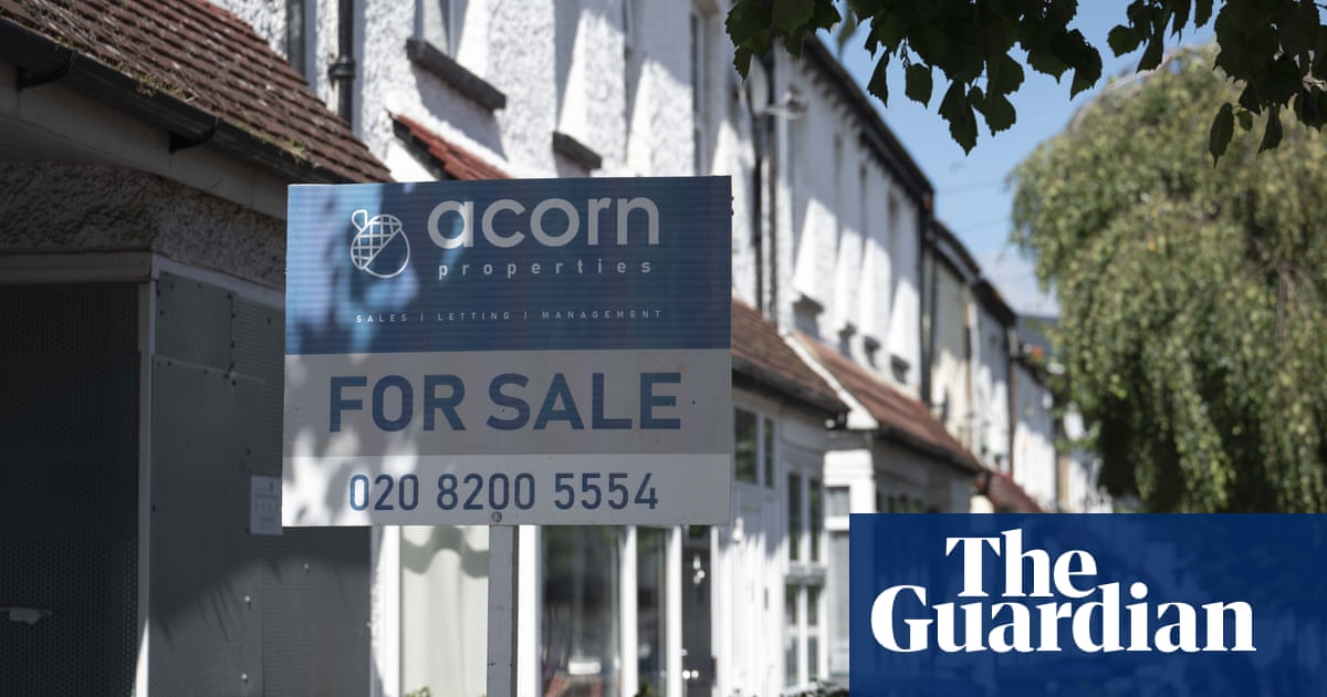 UK house prices rise at slowest post-summer rate since 2008 crash