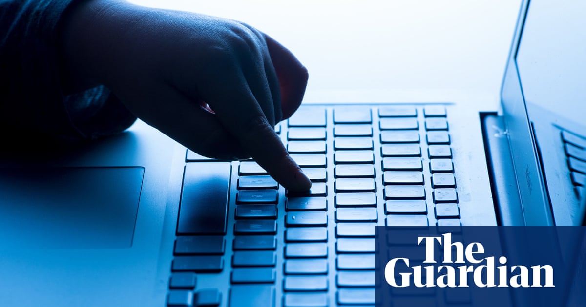 Flawed online safety bill is disaster for free speech, claim Tories