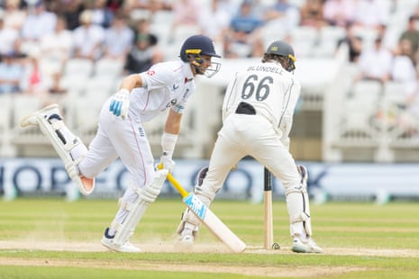 Joe Root is run out by Henry Nicholls