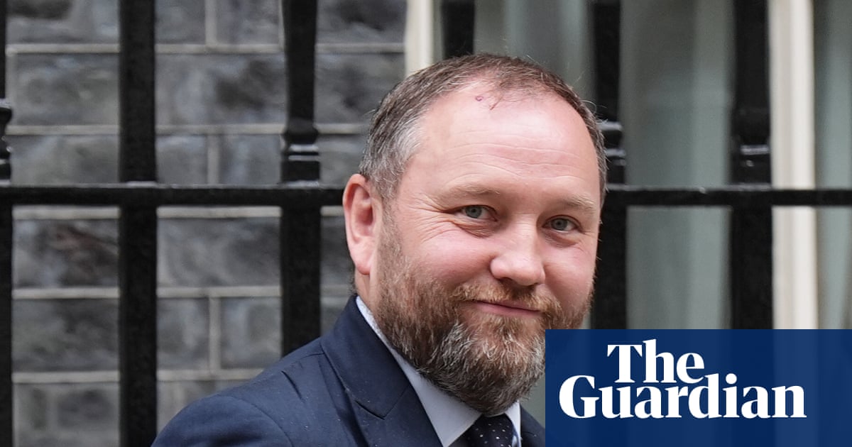 Former Scottish secretary hits out at ‘humiliating’ sacking by Keir Starmer in reshuffle