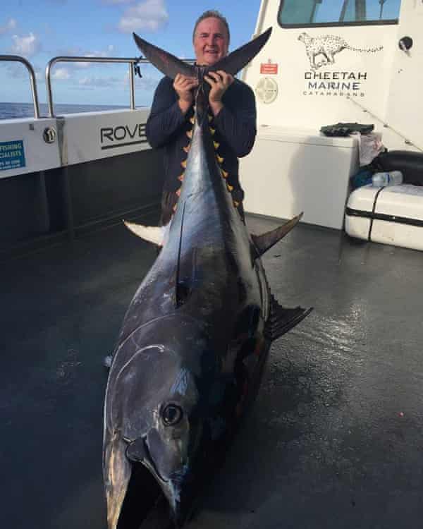 Fisherman catches 225kg tuna off Wales Fisherman catches 225kg tuna off Wales