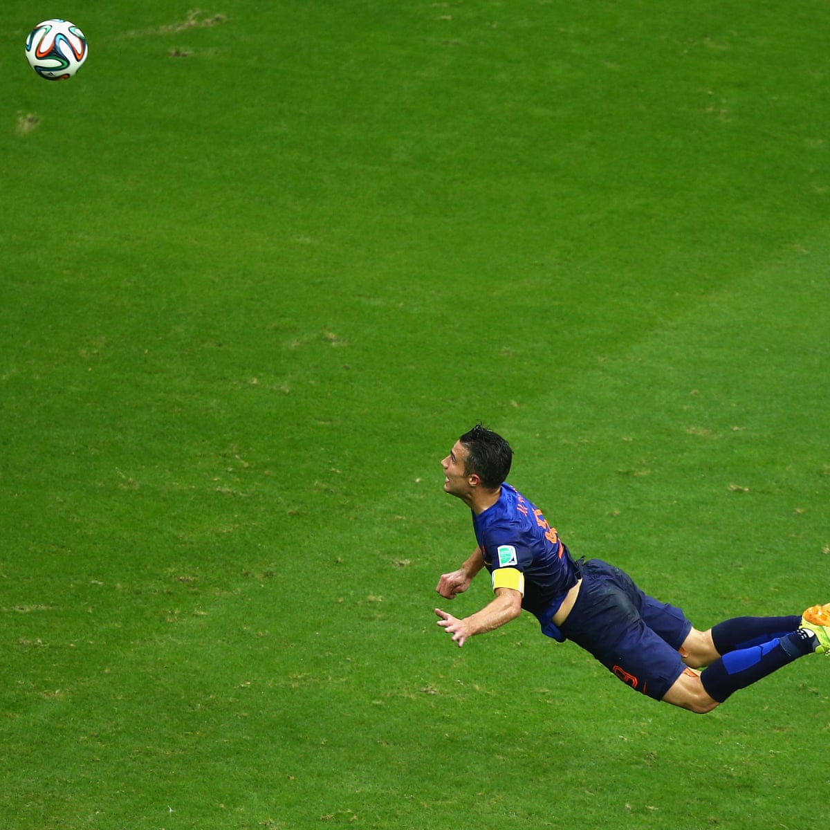 What We See When We Watch Football How Replays And Close Ups Reflect Society Soccer The Guardian What We See When We Watch Football How Replays And Close Ups Reflect Society Soccer The Guardian
