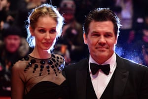 Josh Brolin and his fiancee Kathryn Boyd pose for photographers