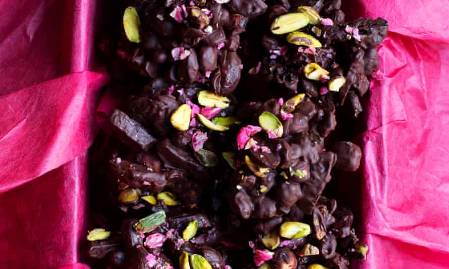 Nigel Slater’s festive recipes for roast cauliflower and chocolate treats | Food 1 5368